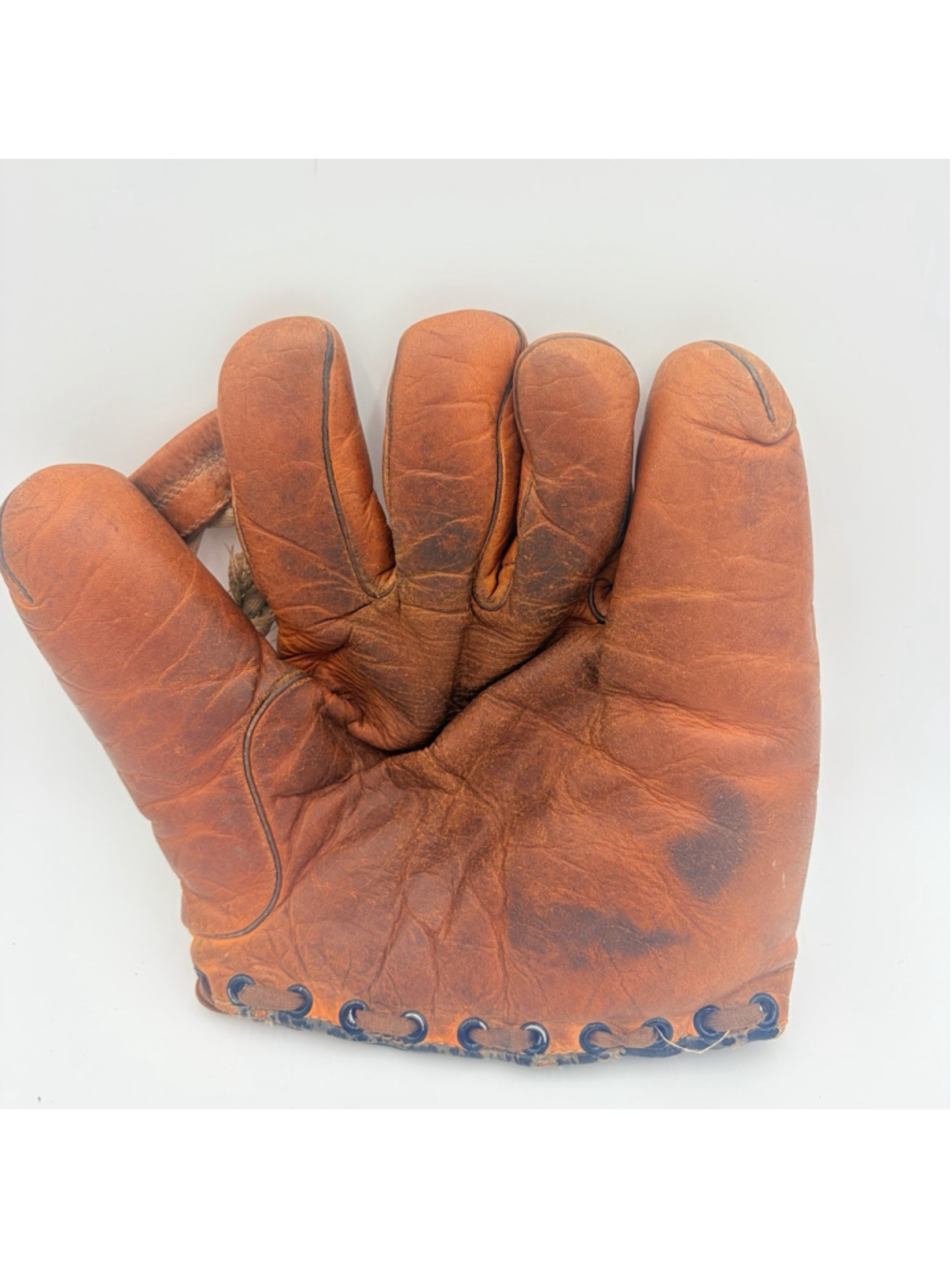 1930s-40s Style Leather Baseball Glove 9 in RH Thrower Display Split Finger